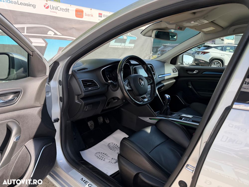 Renault Megane BLUE dCi 115 GT LINE - 14