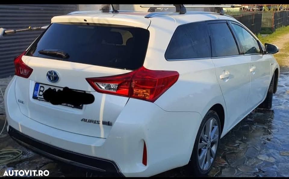 Toyota Auris 1.8 L VVT-i Hybrid Luna - 6