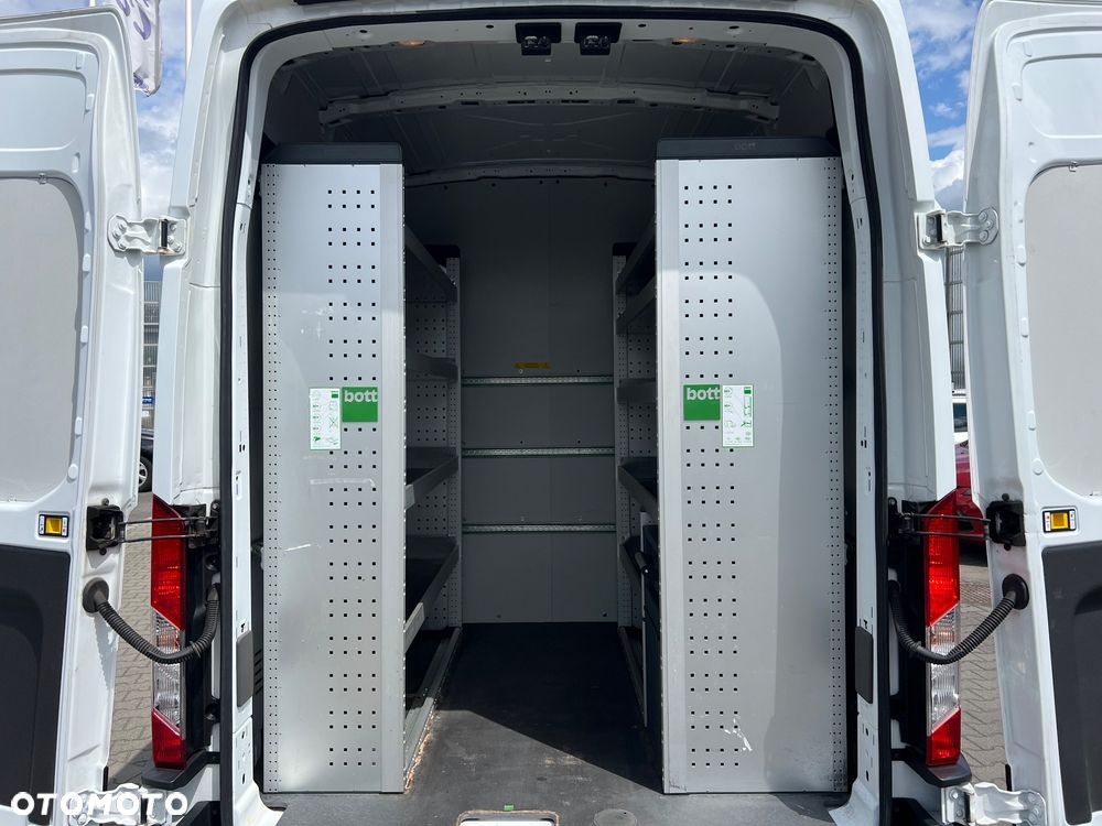 Ford Transit - 15