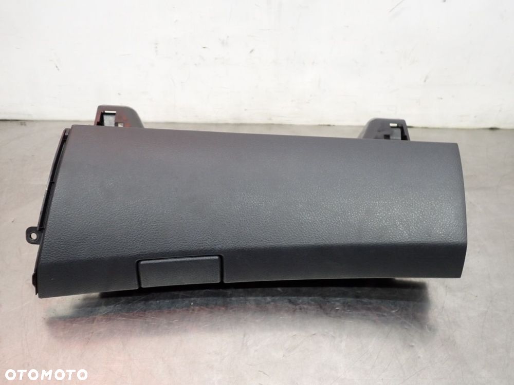 SCHOWEK PASAŻERA TOYOTA COROLLA E15 - 1