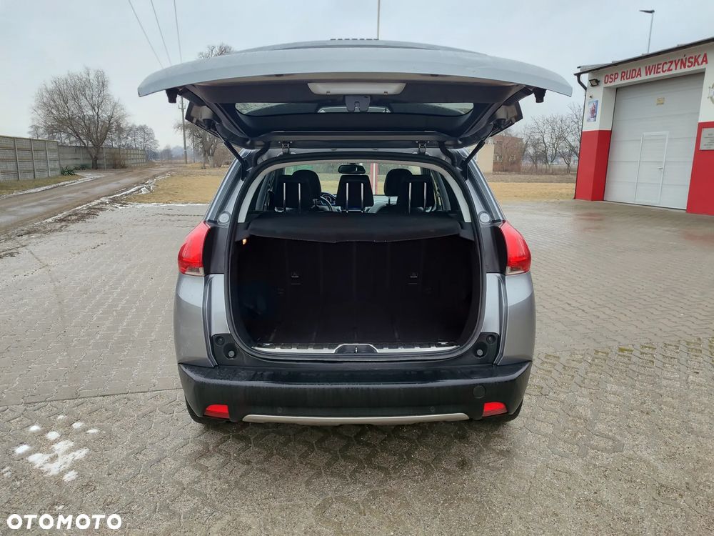 Peugeot 2008 1.6 e-HDi Active S&S - 16
