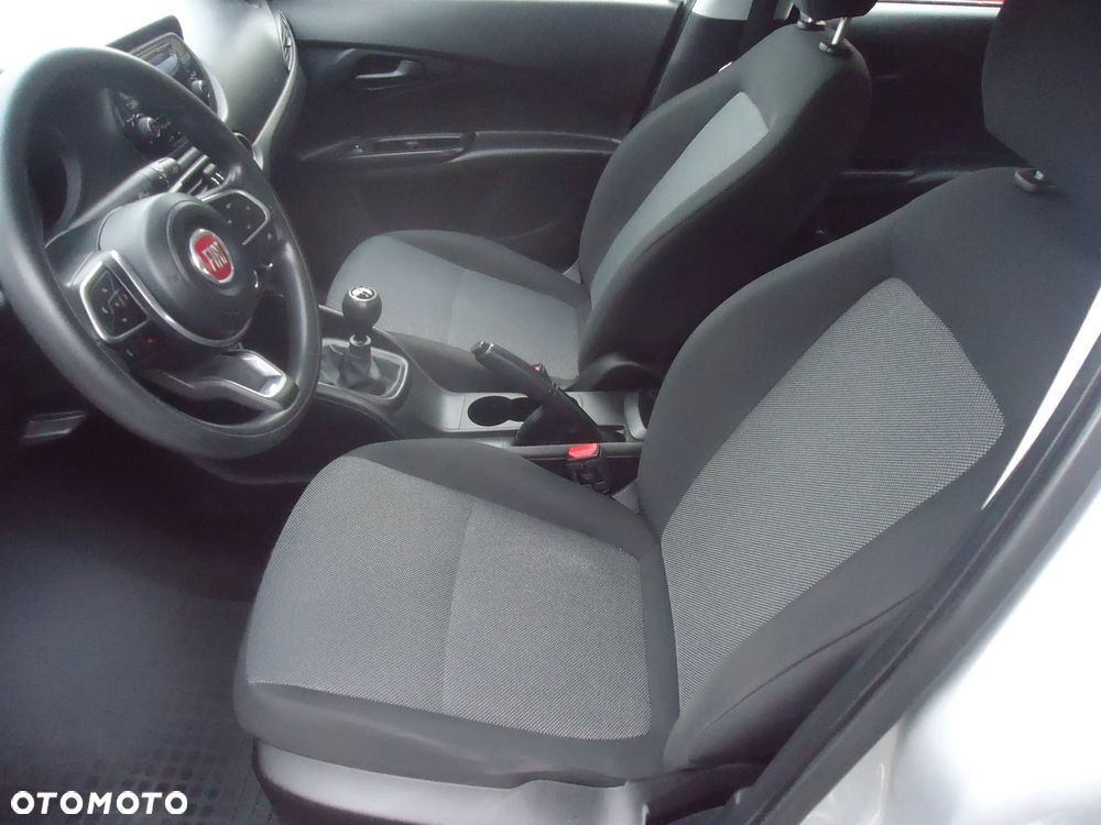 Fiat Tipo 1.4 Classic - 11