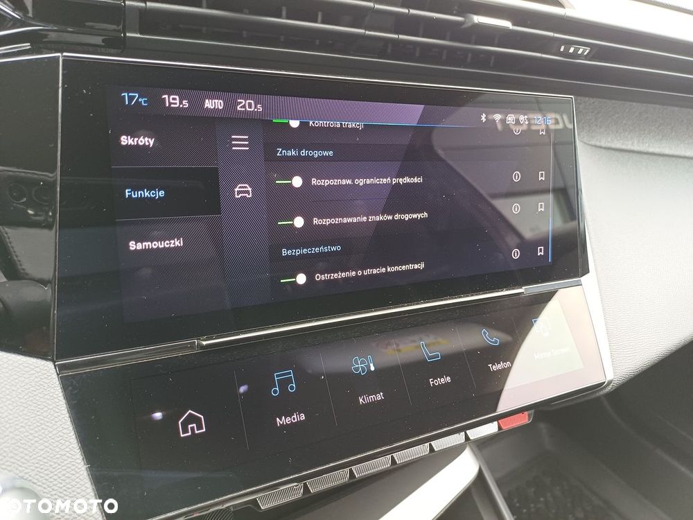 Peugeot 308 1.5 BlueHDi Allure Pack S&S EAT8 - 23