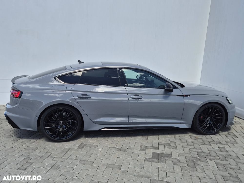 Audi RS5 - 6