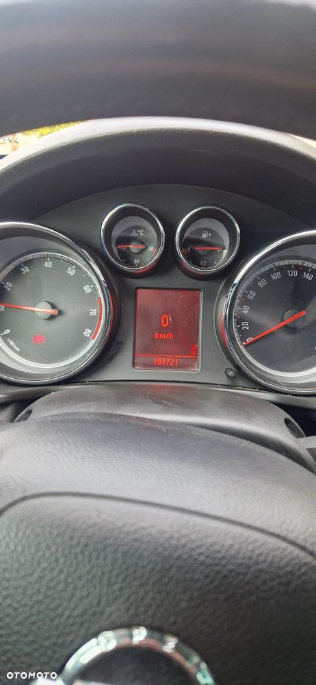 Opel Insignia 1.6 Turbo Sport - 2