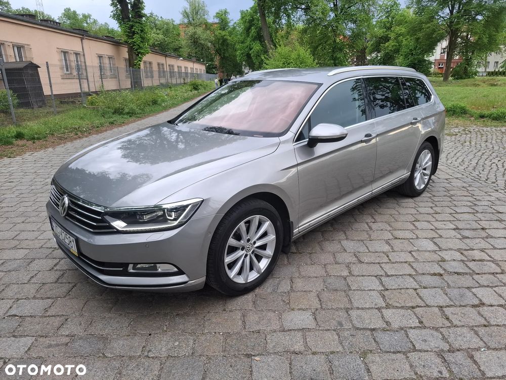 Volkswagen Passat 2.0 TDI SCR DSG Highline - 2