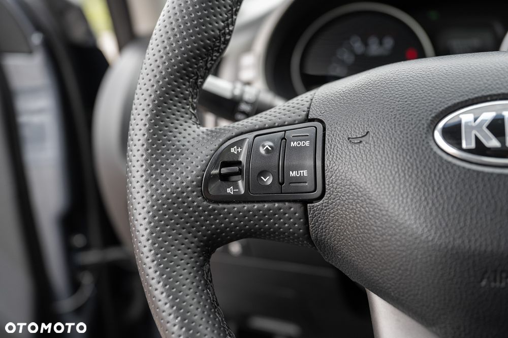 Kia Sportage - 16