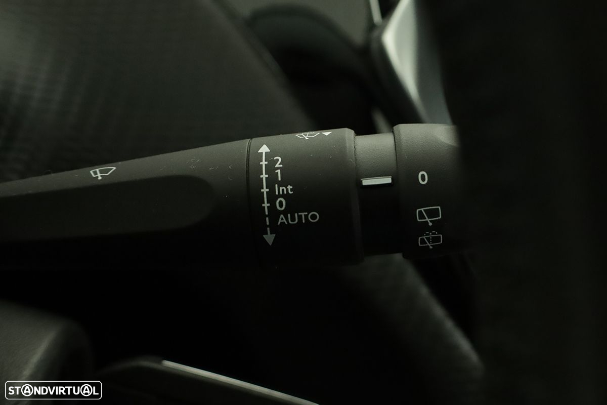 Peugeot 208 1.2 PureTech Style - 18