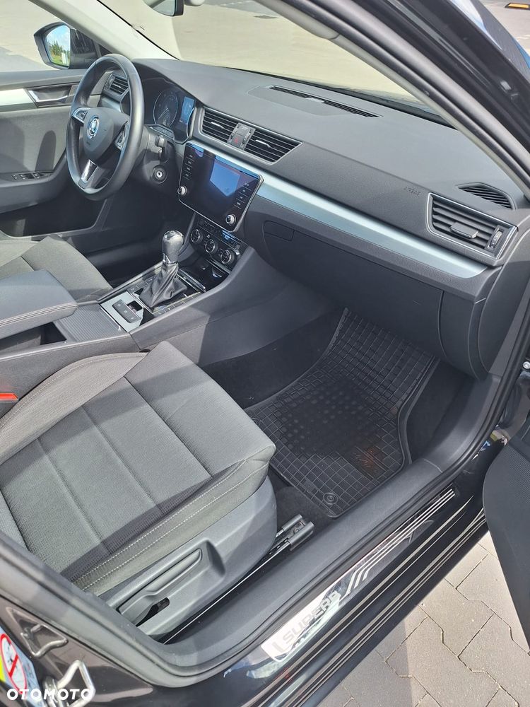 Skoda Superb 2.0 TDI SCR Ambition DSG - 13
