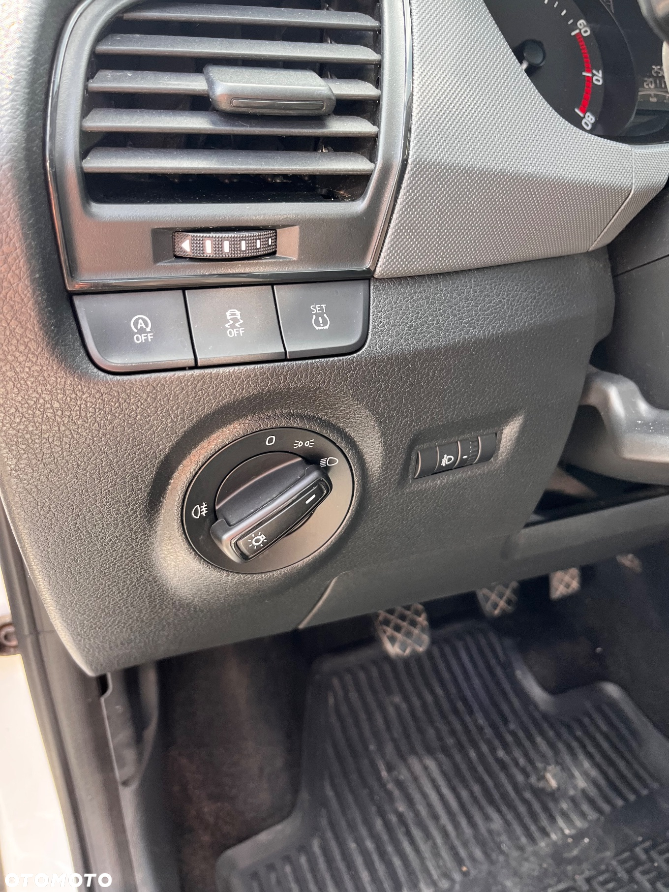 Skoda Fabia 1.0 Active - 7