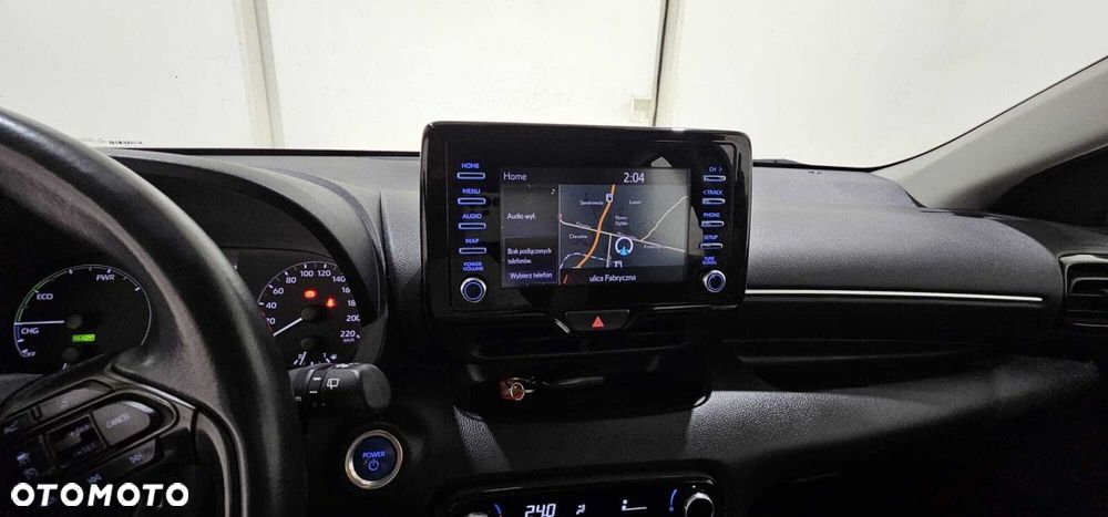 Toyota Yaris - 16
