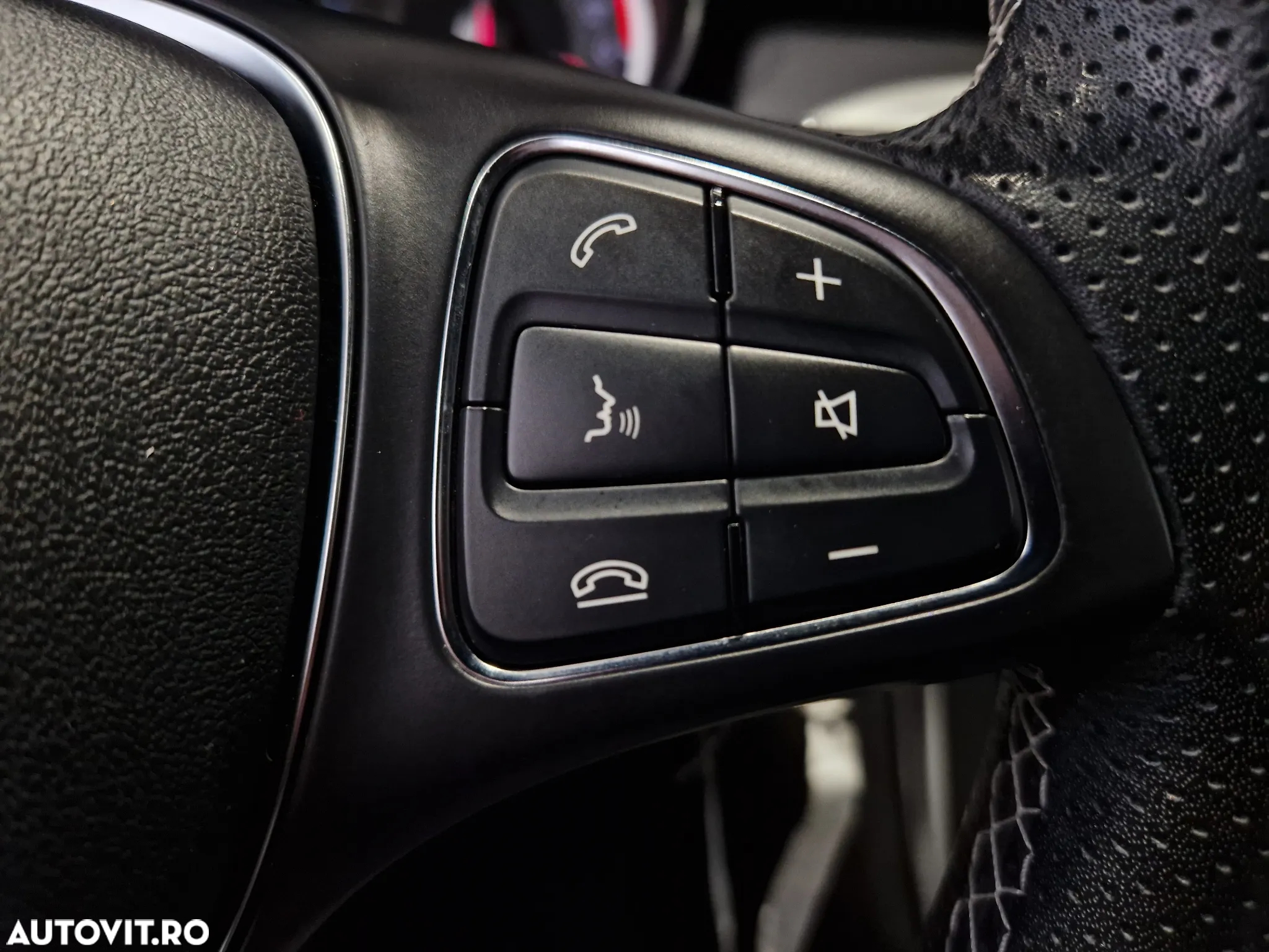 Mercedes-Benz GLA 200 d Aut. - 19