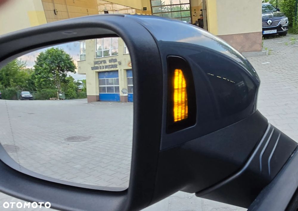 Volkswagen Golf - 15