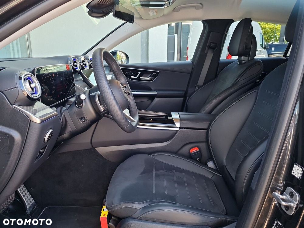 Mercedes-Benz GLC 200 mHEV 4-Matic AMG Line - 14