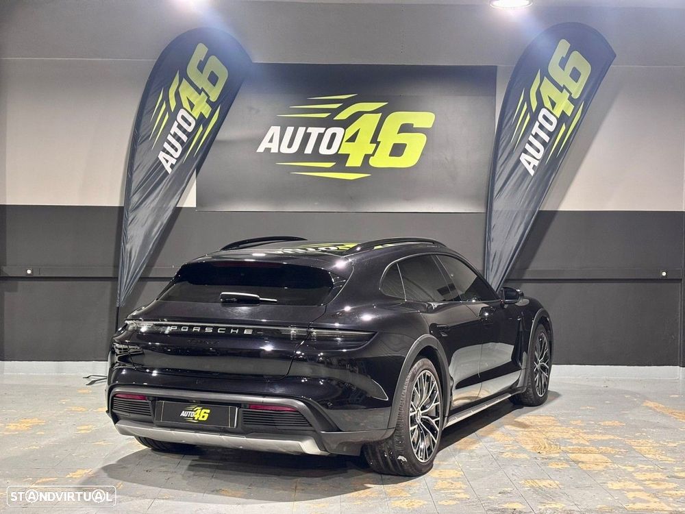 Porsche Taycan Cross Turismo 4 - 4