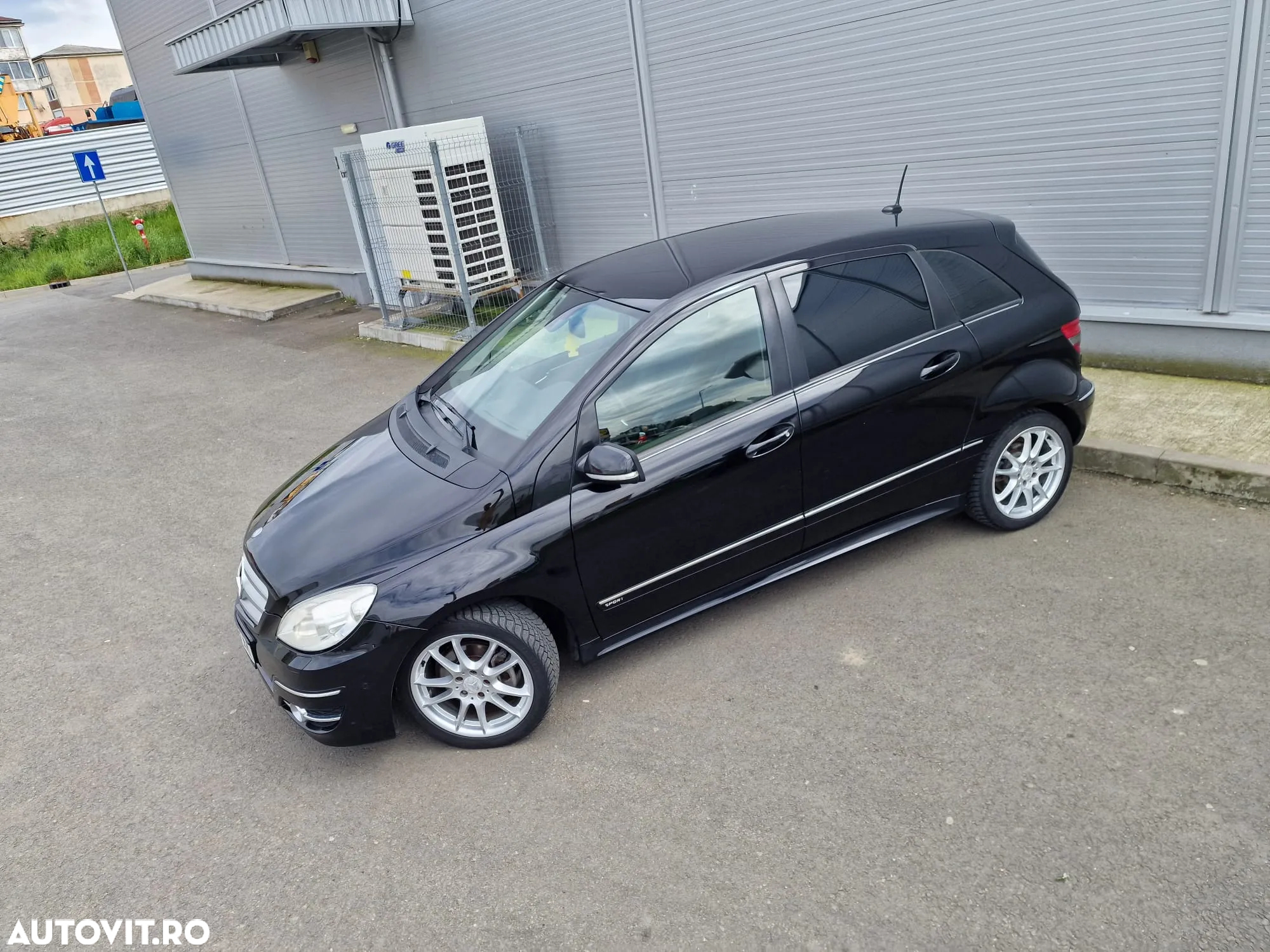 Mercedes-Benz B - 35