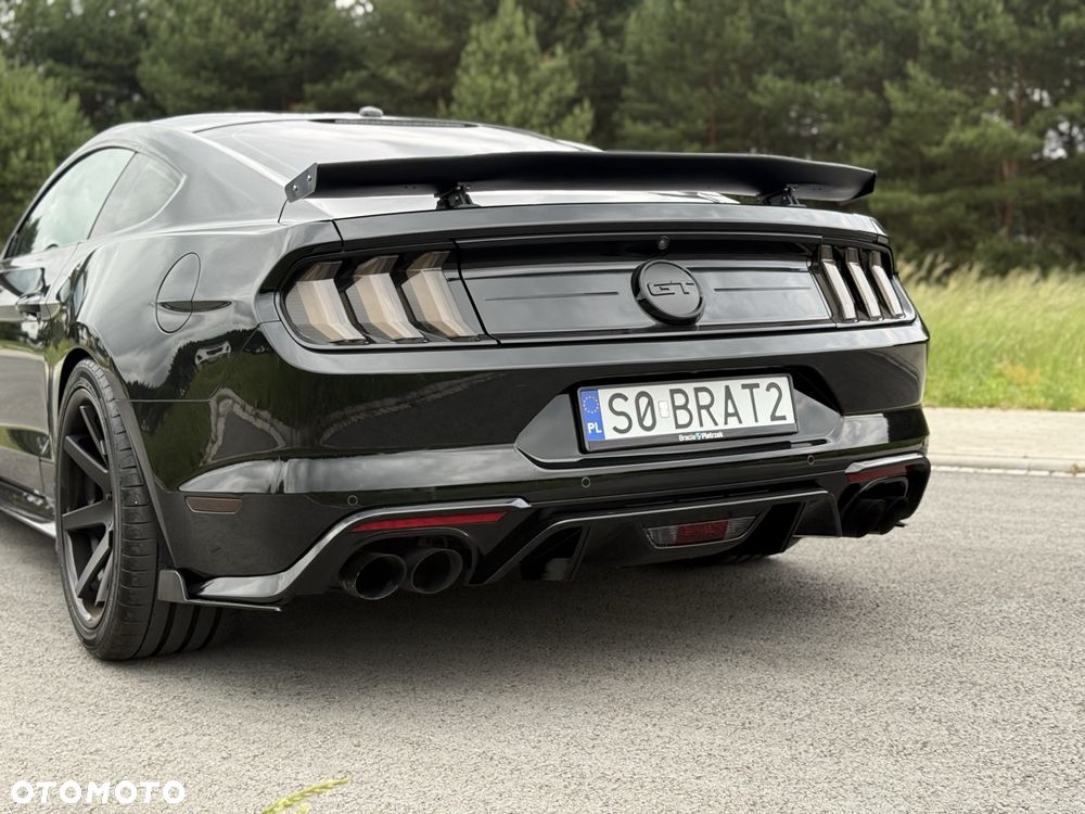 Ford Mustang - 8