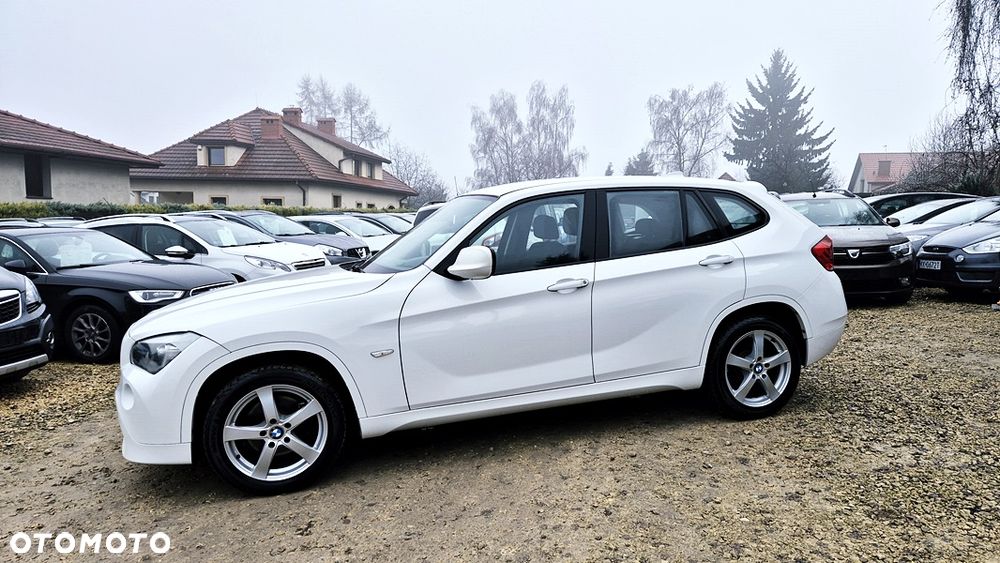 BMW X1 sDrive18i xLine - 25