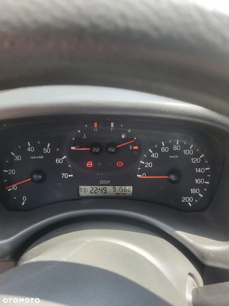 Fiat Punto 1.2 8V Active - 9