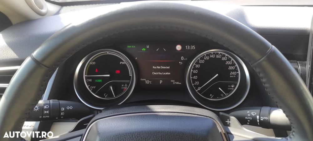 Toyota Camry 2.5 Exclusive - 18