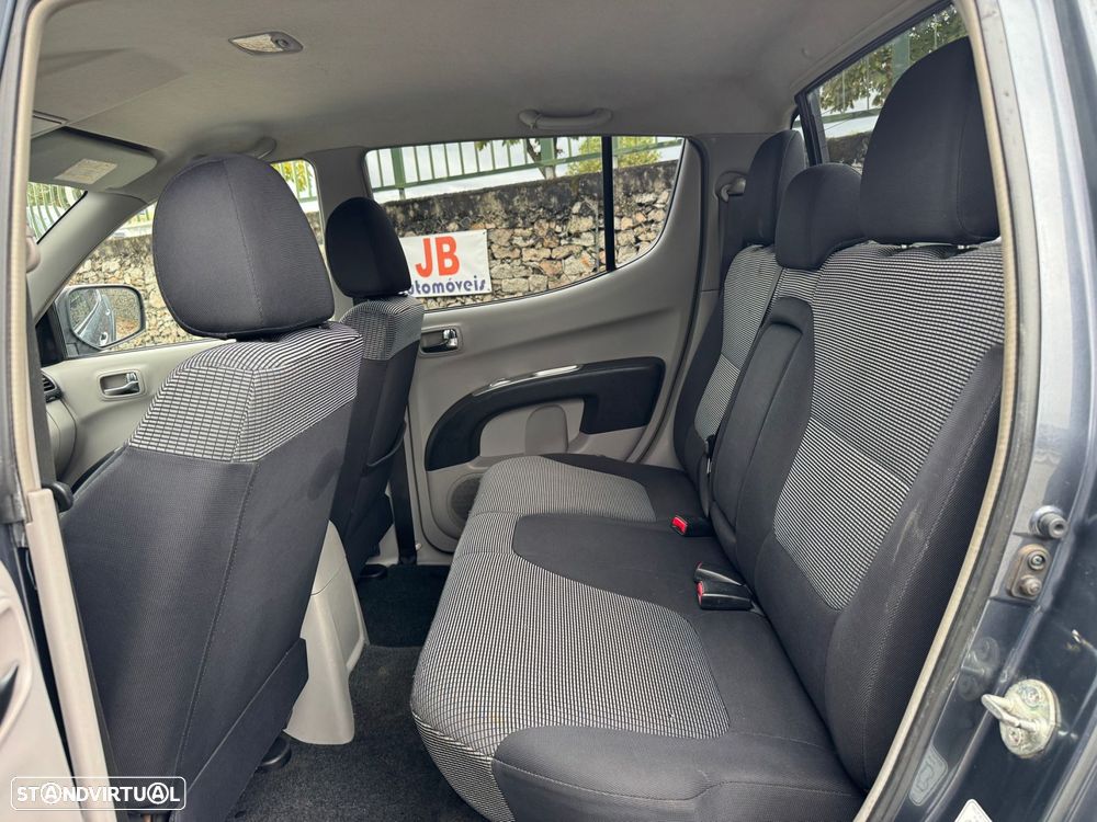 Mitsubishi L200 - 12