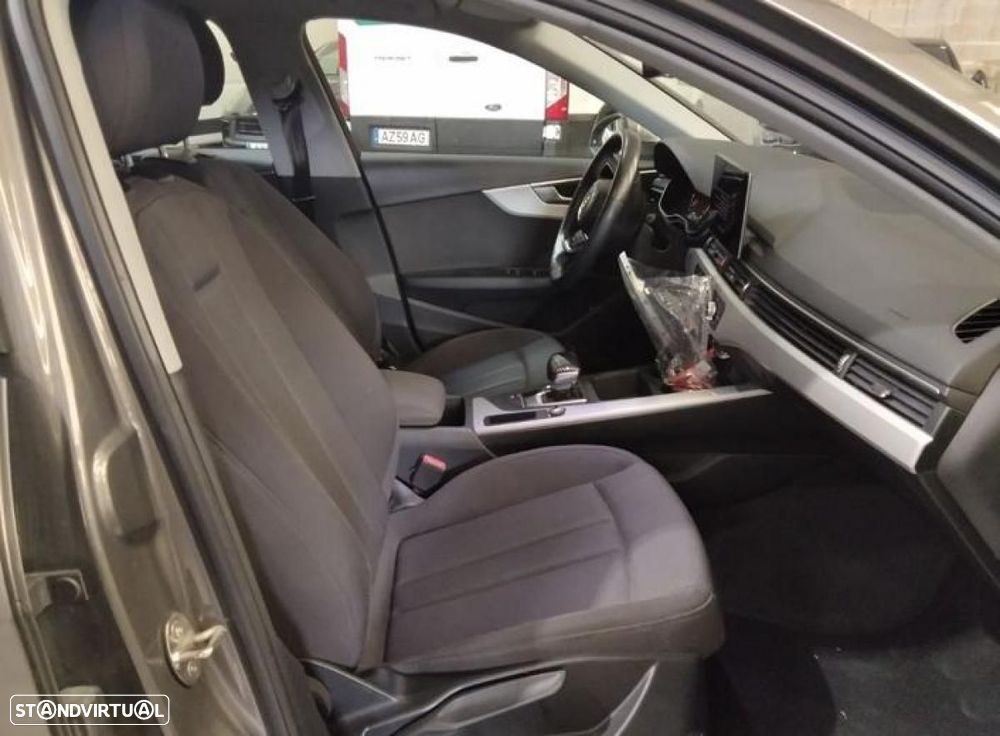 Audi A4 Avant 35 TDI S tronic - 3
