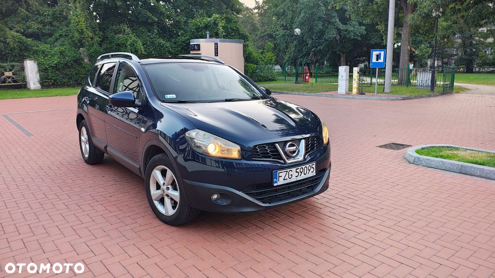 Nissan Qashqai+2 - 1