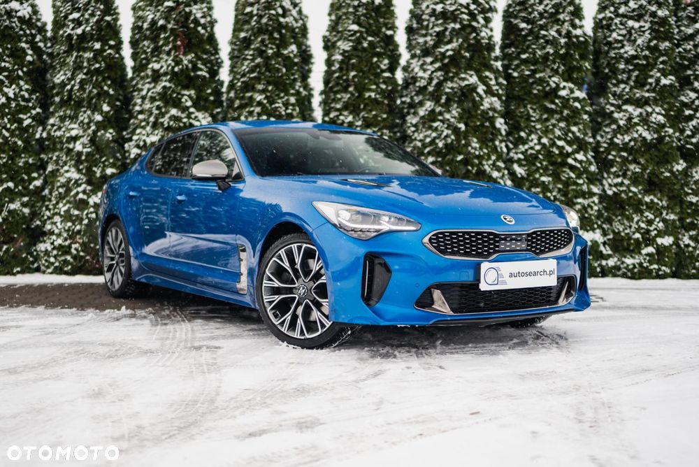 Kia Stinger - 3
