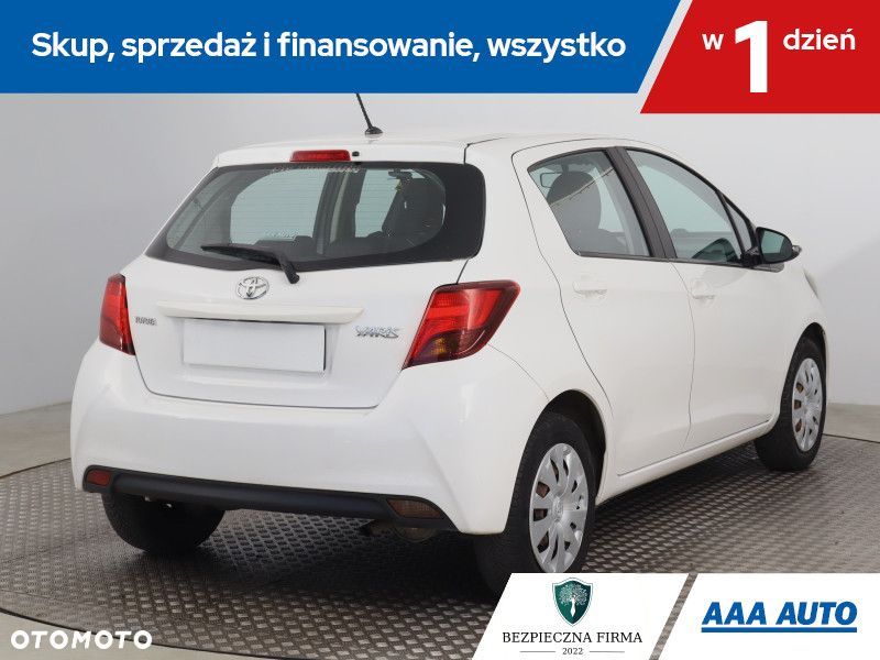 Toyota Yaris - 6