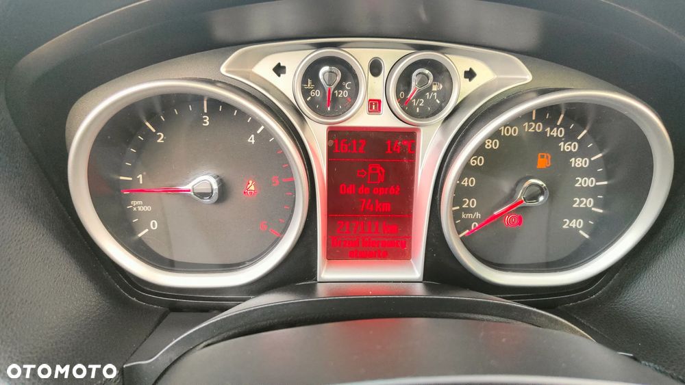 Ford Kuga 2.0 TDCi 4x4 Titanium - 32