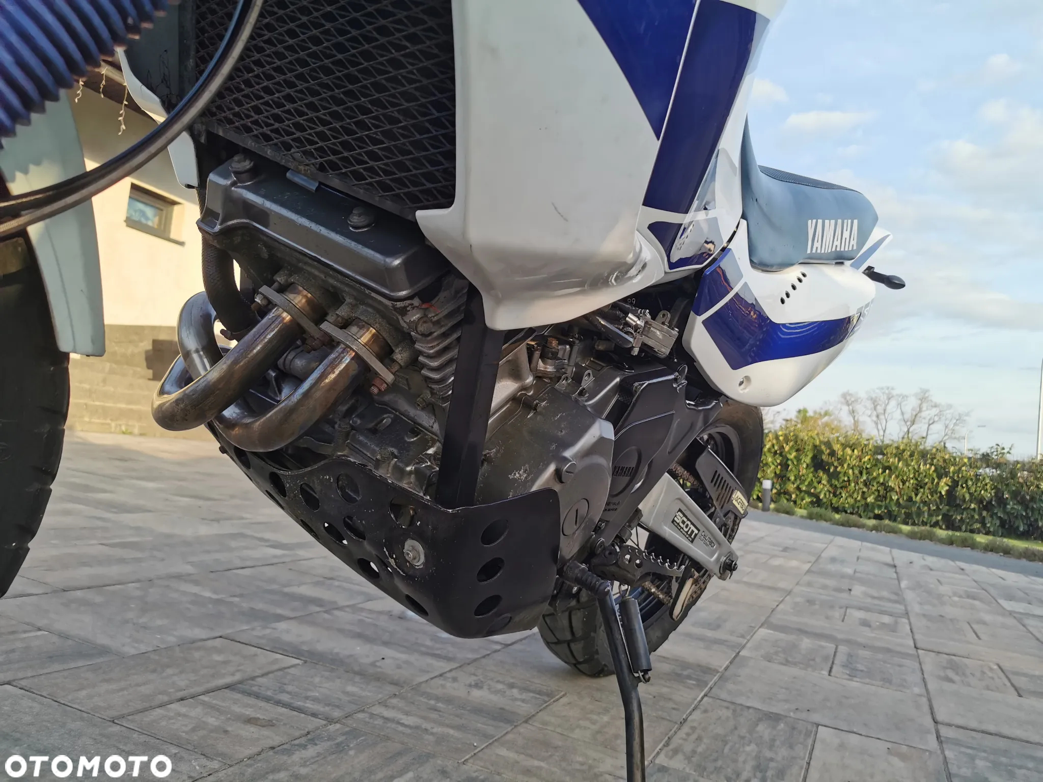 Yamaha XTZ - 14