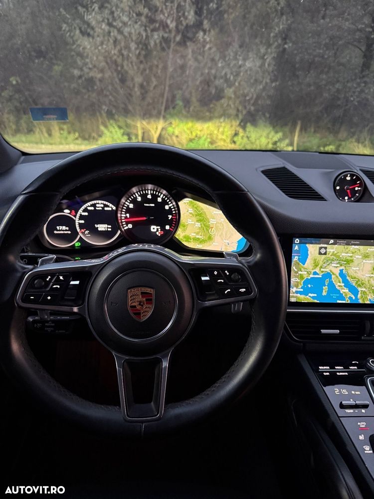 Porsche Cayenne Tiptronic S Platinum Edition - 14