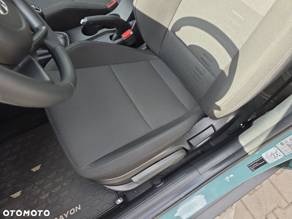 Hyundai Bayon - 12