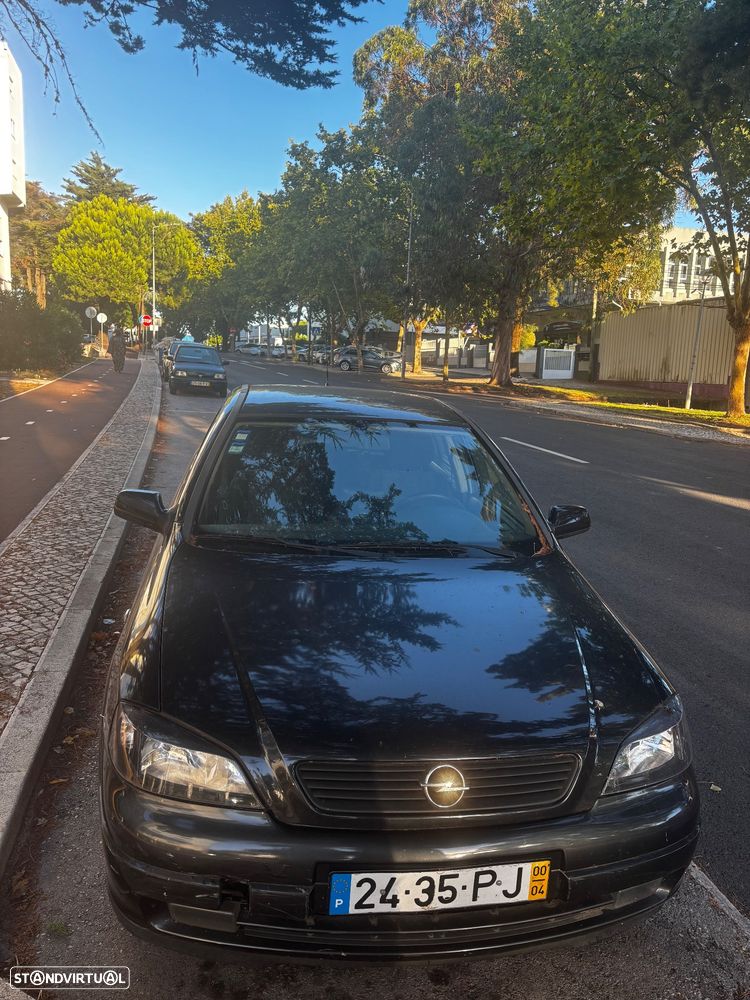 Opel Astra 1.4 Club - 1