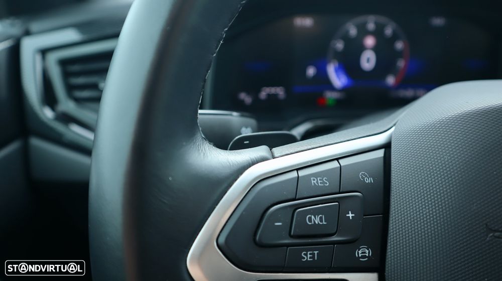 VW Taigo 1.0 TSI Urban DSG - 32