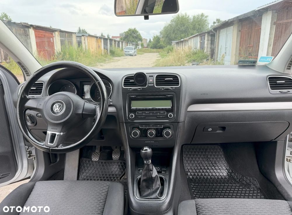 Volkswagen Golf 1.6 Comfortline - 10