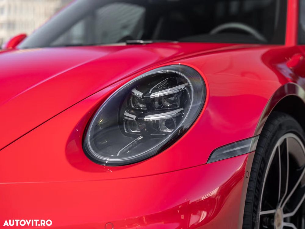 Porsche 911 Carrera PDK - 26