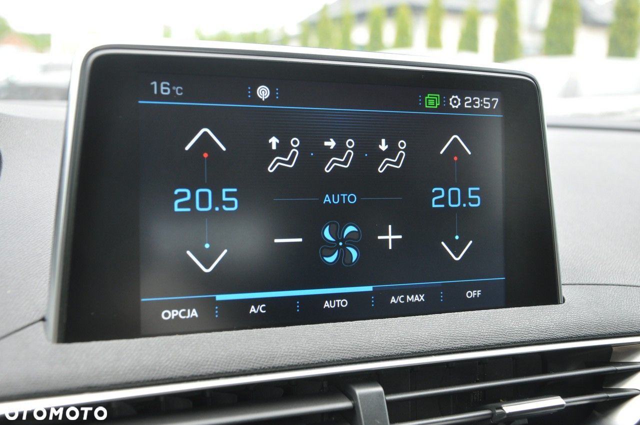 Peugeot 3008 1.5 BlueHDi Allure S&S - 22