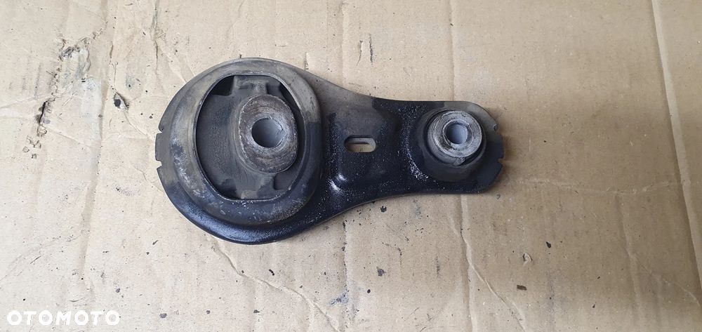 Łapa silnika poduszka Opel Vivaro B Trafic III 1.6 DCI 93860700 - 3