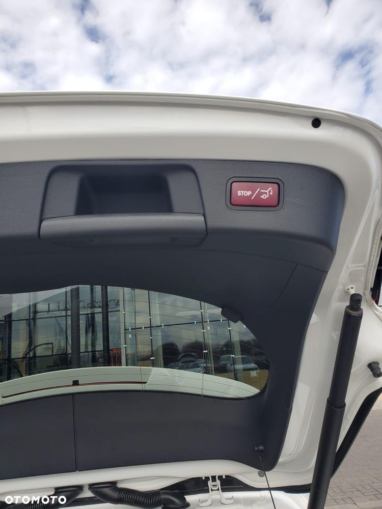 Mercedes-Benz GLA 250 4Matic 7G-DCT AMG Line - 22