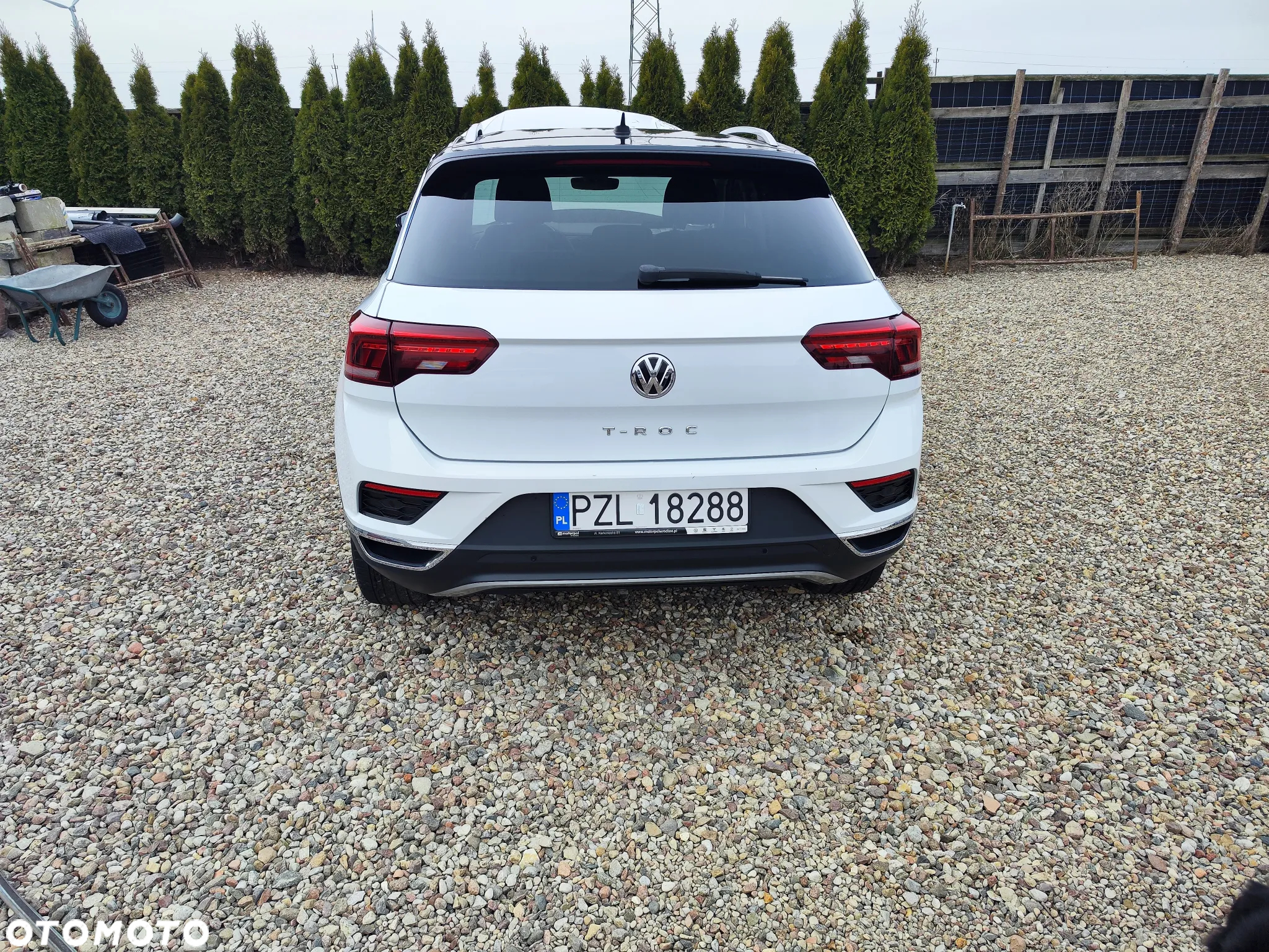 Volkswagen T-Roc - 16