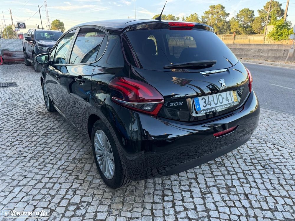 Peugeot 208 1.2 PureTech Style - 4