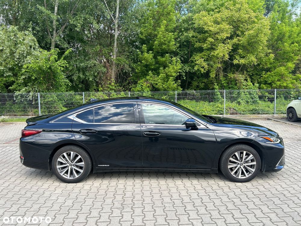 Lexus ES 300h Elegance - 2