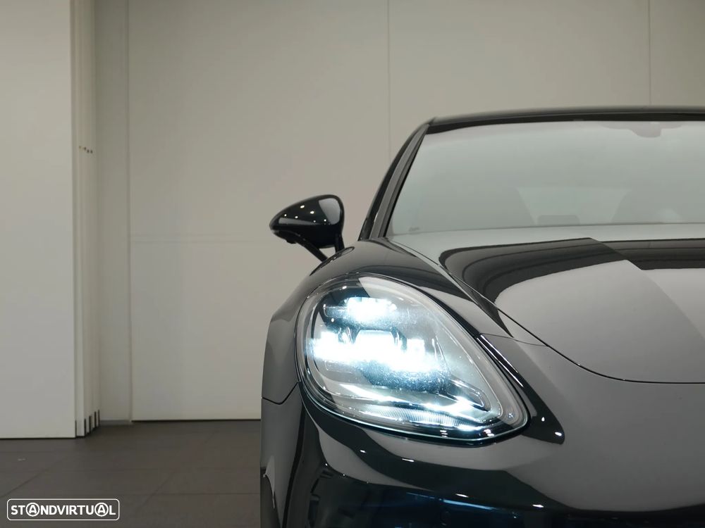 Porsche Panamera Sport Turismo 4 E-Hybrid - 19