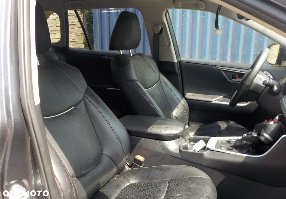 Toyota RAV4 - 15