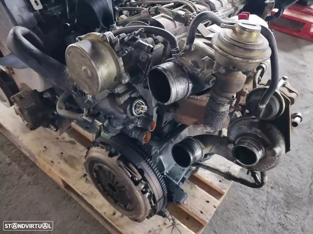 MOTOR COMPLETO MITSUBISHI CARISMA 1998 -F8QT - 1