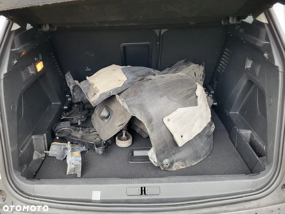 Peugeot 3008 - 11