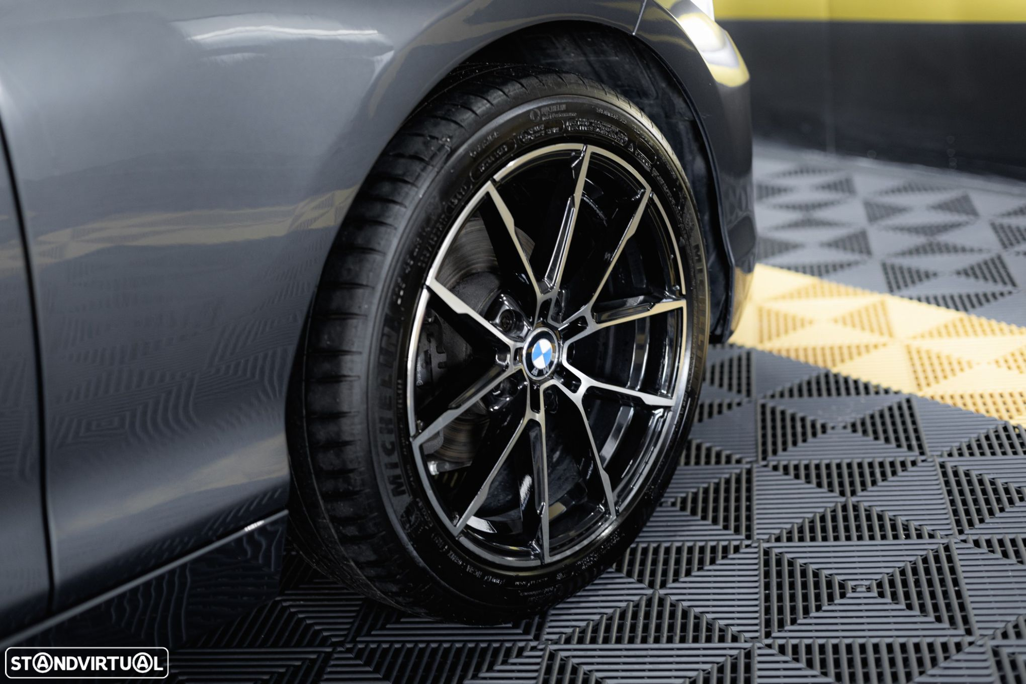 BMW 116 d Pack M - 12
