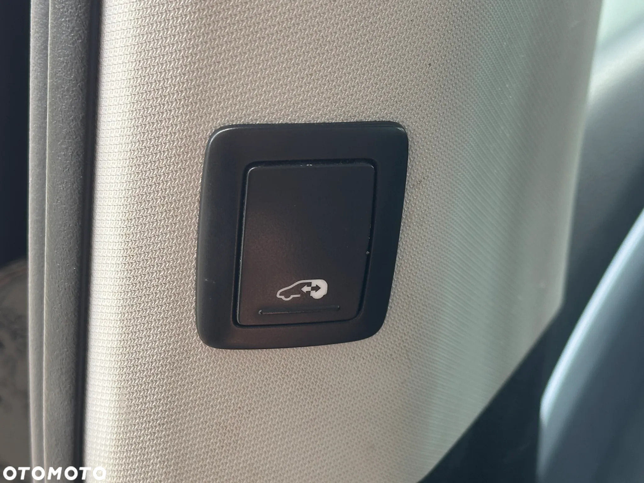 Volkswagen Sharan 2.0 TDI DSG BlueMotion Technology Cup - 25