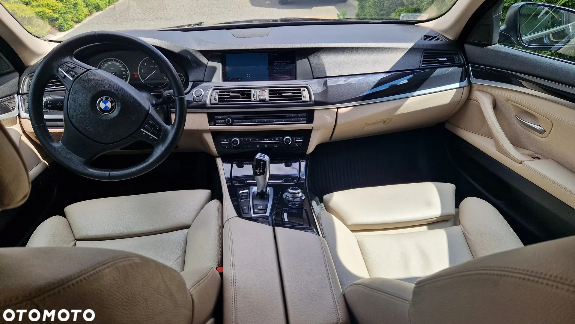 BMW Seria 5 530d xDrive - 6